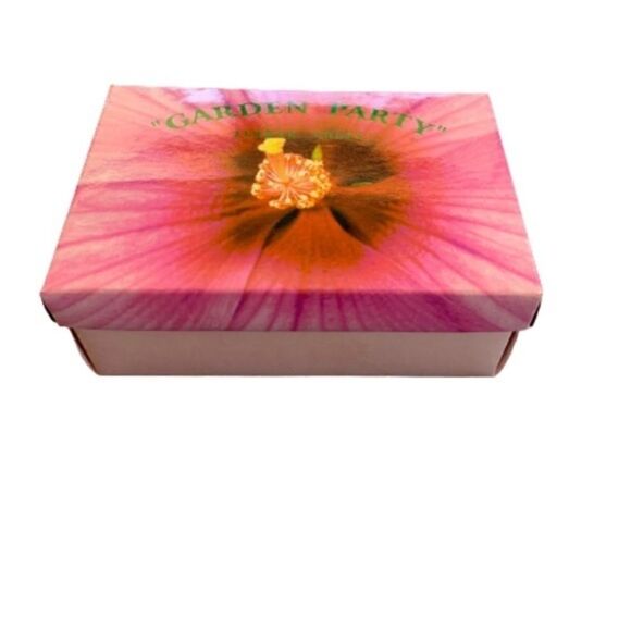 The Garden Party Glower Miniature Shoe is perfect for decorative accessory. - Picture 7 of 8